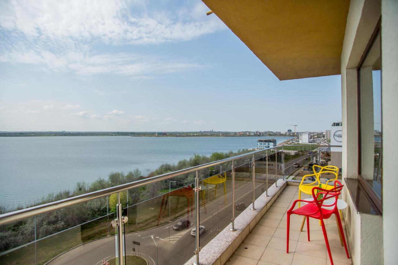 Bella Vista Summerland Mamaia Exterior photo